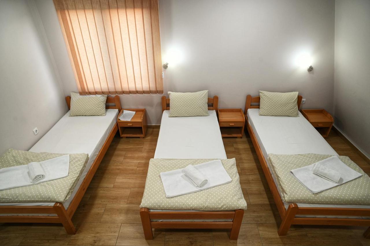 Prenociste I Restoran Ihthis Bajina Basta Exteriör bild