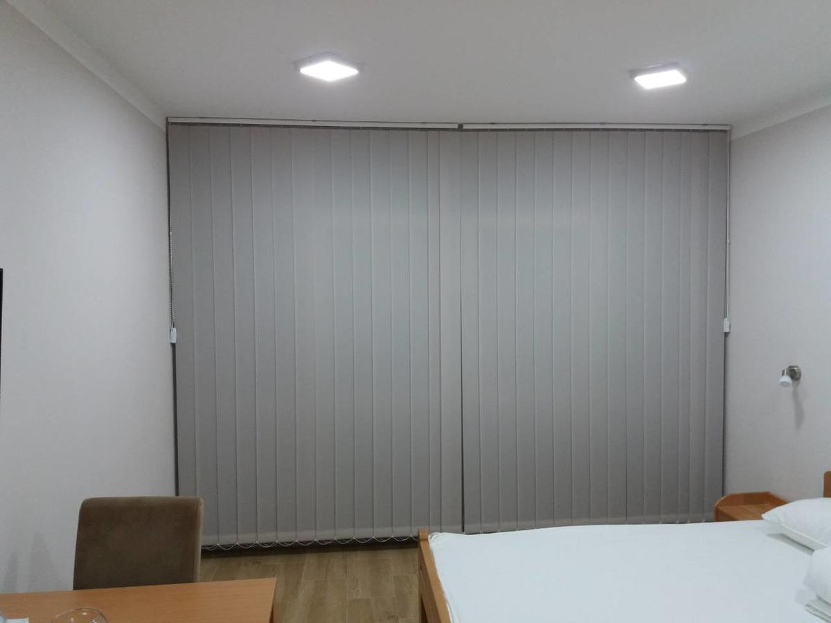 Prenociste I Restoran Ihthis Bajina Basta Exteriör bild