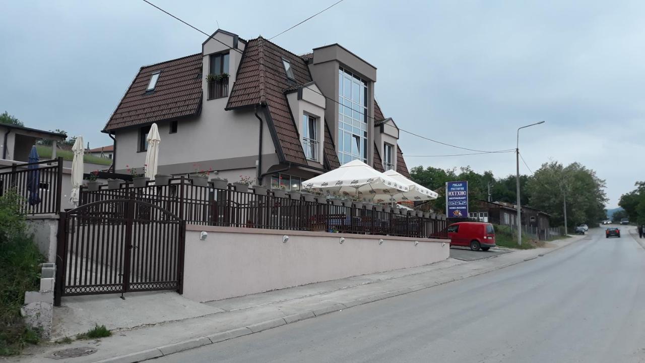 Prenociste I Restoran Ihthis Bajina Basta Exteriör bild