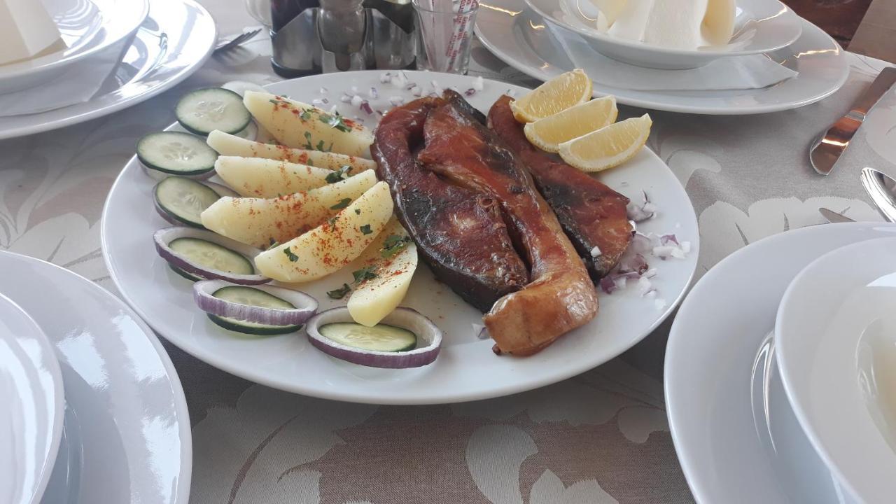 Prenociste I Restoran Ihthis Bajina Basta Exteriör bild