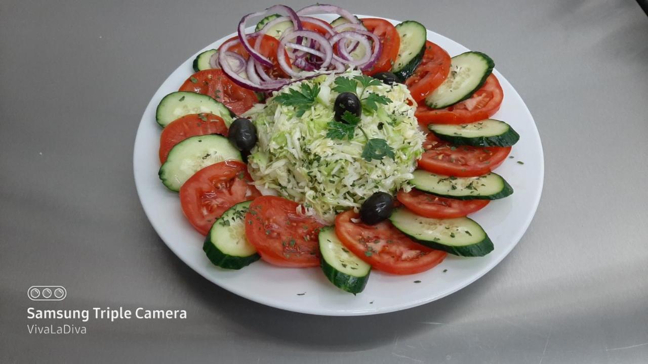 Prenociste I Restoran Ihthis Bajina Basta Exteriör bild