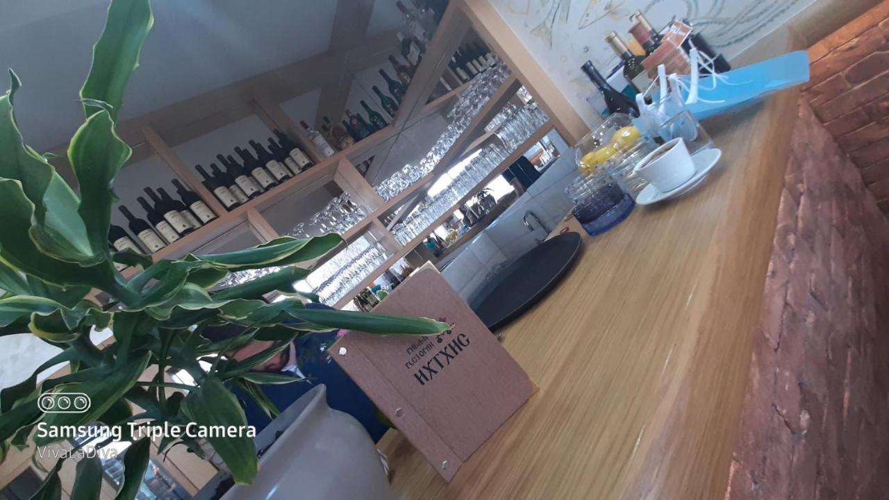 Prenociste I Restoran Ihthis Bajina Basta Exteriör bild